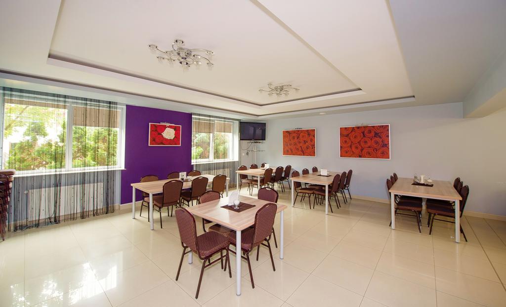 Hotelik Jankowski Raszyn Exterior photo